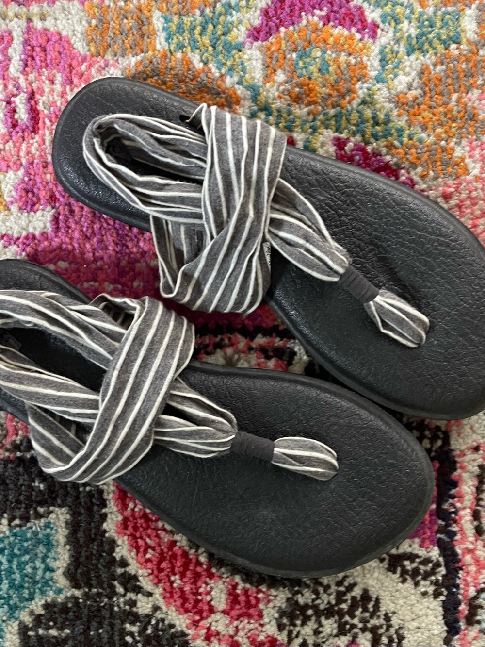 Sanuk Black Sandal with Gray and White Striped Wrap